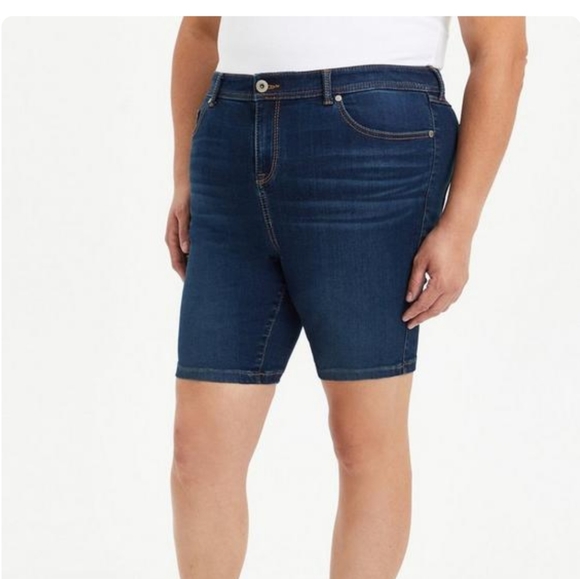 Plus Size 22 Torrid Bermuda Short - Super Soft Eco Dark Wash Denim Jean Shorts - Picture 1 of 6